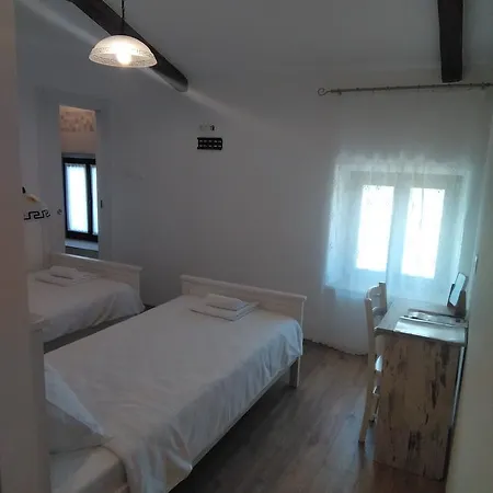 Guest house Casa Rossa 2*