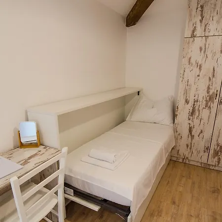 Casa Rossa Guest house