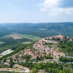 招待所 Casa Rossa Motovun, Boutique Istrian