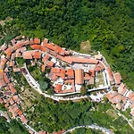 Casa Rossa Motovun, Boutique Istrian 招待所