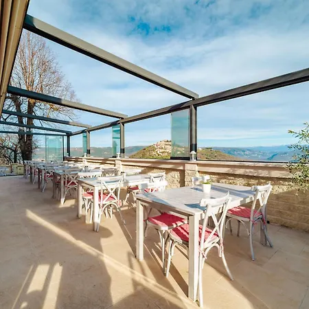 Casa Rossa Motovun, Boutique Istrian 4* Motovun