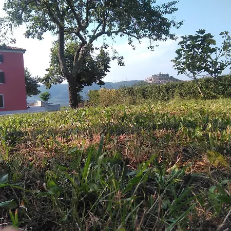 Πανσιόν Casa Rossa Motovun