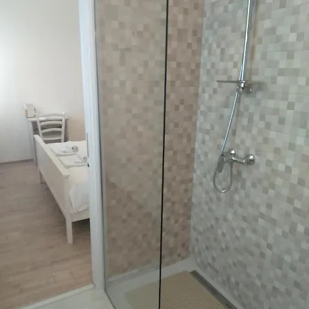 Casa Rossa Πανσιόν Motovun
