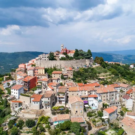 Casa Rossa Motovun, Boutique Istrian