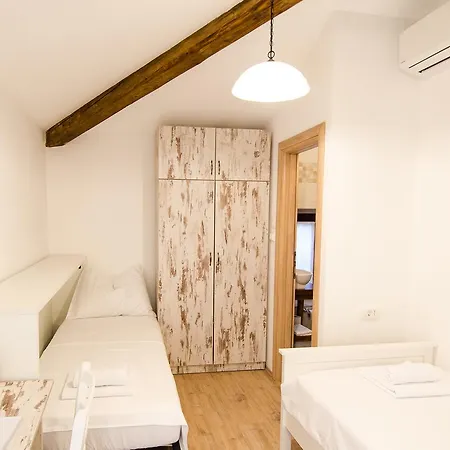 Casa Rossa 2* Motovun