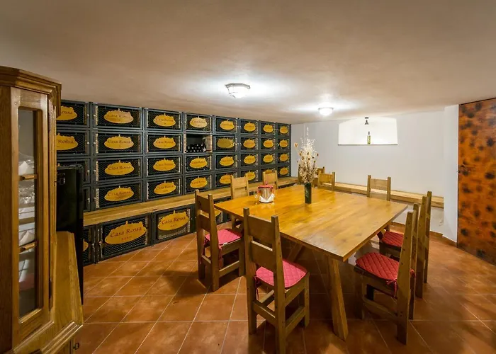 Maison d'hôtes Casa Rossa Motovun, Boutique Istrian