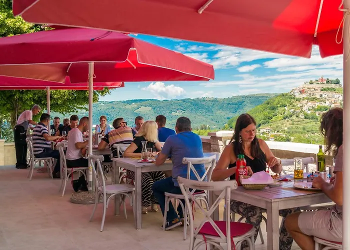 Casa Rossa Motovun, Boutique Istrian Maison d'hôtes