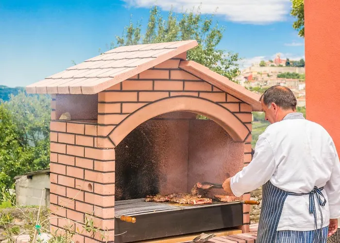 Casa Rossa Motovun, Boutique Istrian 4* Motovun