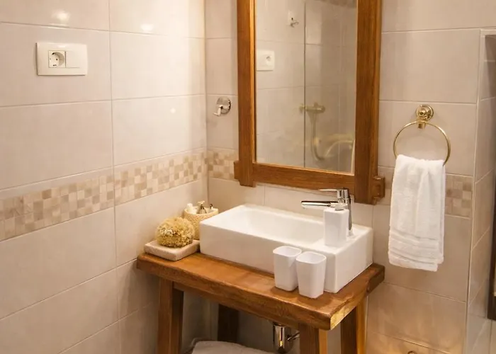 Maison d'hôtes Casa Rossa Motovun, Boutique Istrian Motovun