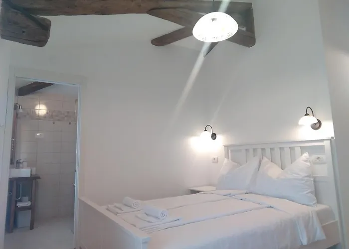 Casa Rossa Motovun, Boutique Istrian 4* Motovun