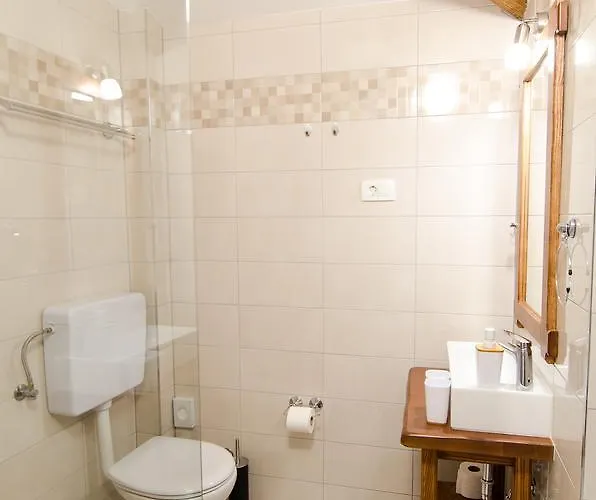 Casa Rossa Motovun, Boutique Istrian Maison d'hôtes 4*