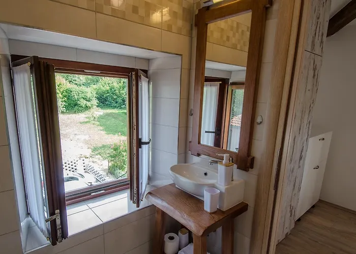 Casa Rossa Motovun, Boutique Istrian