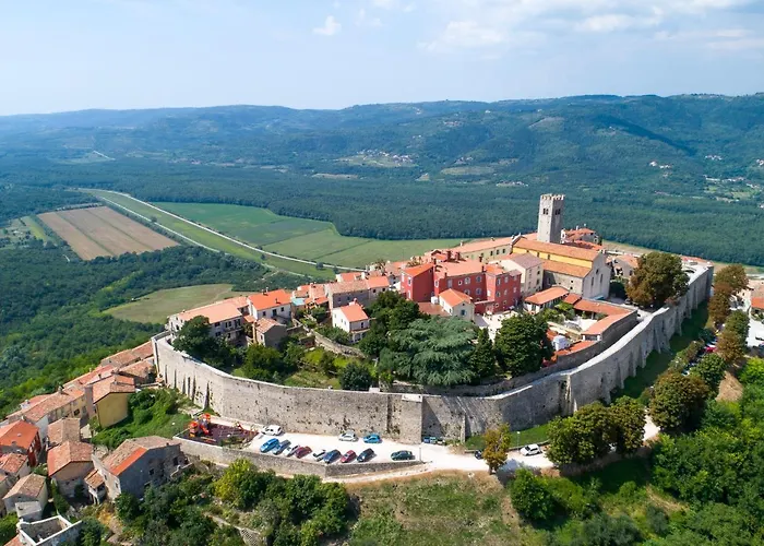 Casa Rossa Motovun, Boutique Istrian Maison d'hôtes