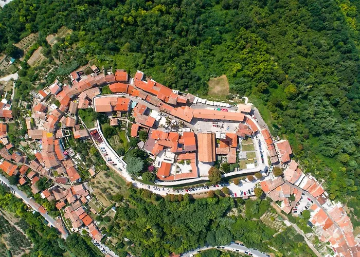 Casa Rossa Motovun, Boutique Istrian Maison d'hôtes