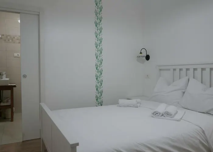 Casa Rossa Motovun, Boutique Istrian Maison d'hôtes