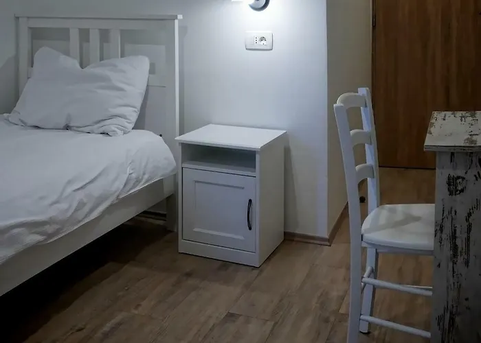 Maison d'hôtes Casa Rossa Motovun, Boutique Istrian